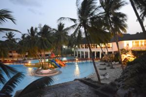 Flamingo Beach Resort & Spa