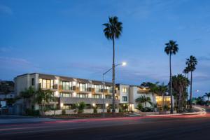 Holiday Inn Express and Suites La Jolla Beach Area