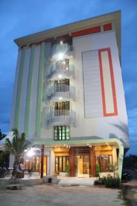Nakara Montra Hotel
