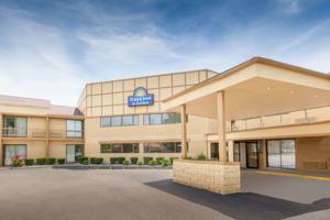 Days Inn and Suites Madison Heights