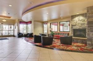 La Quinta Inn & Suites - Denver Gateway Park