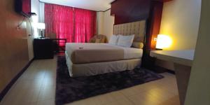 Cebu Dulcinea Hotel and Suites