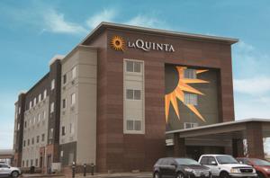 La Quinta Inn & Suites Wichita Airport