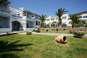 Porto Raphael Residences & Suites