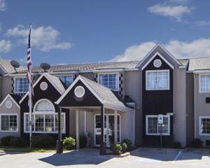 Econo Lodge & Suites Lewisville