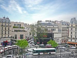 Apartment Rue Houdon Paris