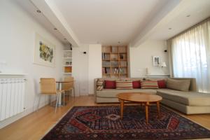 Araba Attic Apartment by FeelFree Rentals