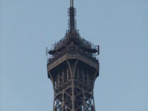Eiffel Tower flat 888