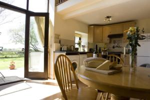 Long Chimney Farm Cottages In Sidmouth Uk Lets Book Hotel