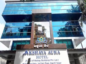 Akshaya Aura
