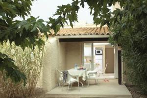 Holiday home Les Lauriers Roses 1