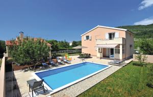 Four-Bedroom Holiday home Prugovo with an Outdoor Swimming Pool 05