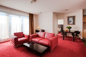 Premier Suites Brussels Lounge