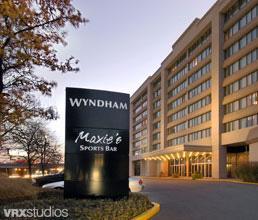Wyndham O'Hare Hotel