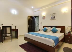 ZO Rooms DLF Golf Course