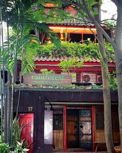 Rainforest Bed & Breakfast Hotel