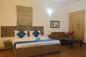 FabHotels Phase I Golf Course Road