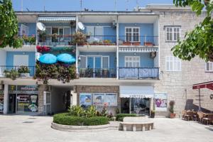 One-Bedroom Apartment in Makarska I