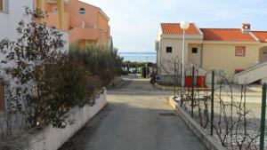Two-Bedroom Apartment in Petrcane I