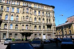 Old Petersburg Hostel