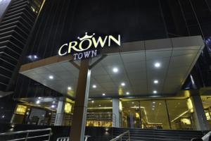 Crown Town Hotel Suites