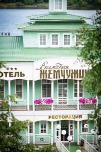 Hotel on the water Volzhskaya Zemchuzhina