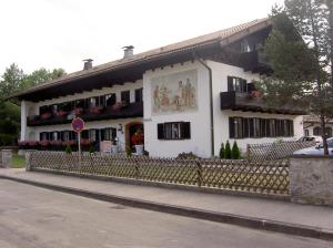 Haus Maximilian