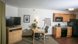 Candlewood Suites Fargo-North Dakota State University