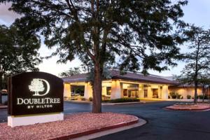 DoubleTree by Hilton Colorado Springs