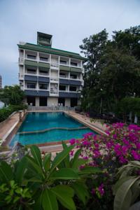 Natural Beach Baan-Sila Hotel
