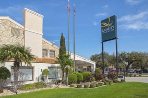 Quality Inn & Suites North Richland Hills