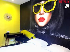 Le Glam's Hotel