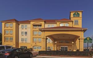 La Quinta Inn & Suites Houston - Magnolia