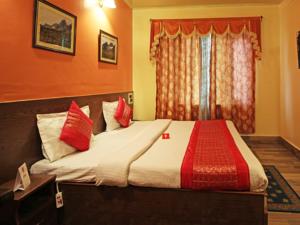 OYO 4529 Hotel Star of Kashmir