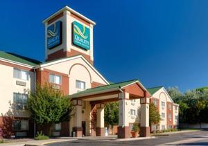 Quality Inn & Suites Lakewood