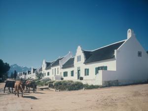 Tulbagh Country Guest House - Cape Dutch Quarters