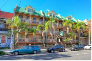 Central Railway Hotel