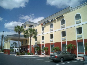 Holiday Inn Express Tampa-Sun City Center