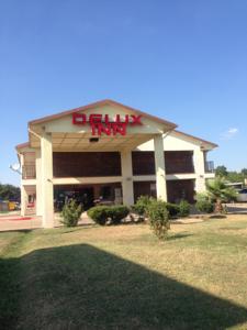 Delux Inn Grand Prairie