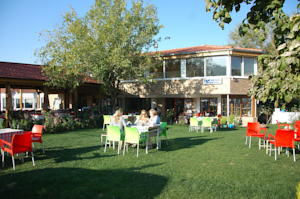 Ozbay Hotel