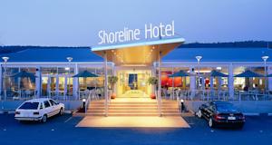 Shoreline Hotel