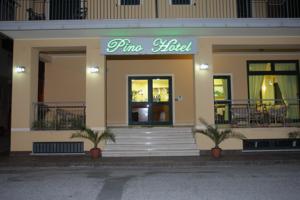 Pino Hotel