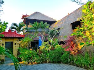Aahh Bali Bed and Breakfast