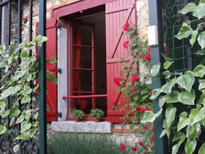 Holiday Home The Cottage Conflans Sainte Honorine