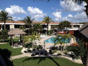 Dolphin Key Resort - Cape Coral