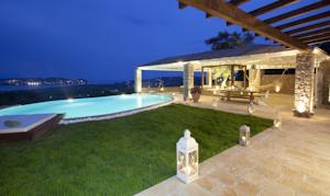 Luxury Villa Piedra