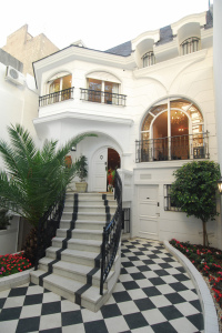 Aura Suites Boutique Hotel