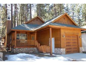 Cedar Lodge by Village Reservations
