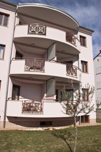 Apartments and Rooms Camaiore