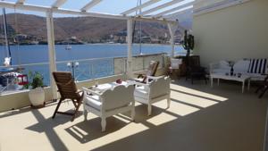 Aegean View Seaside Rooms & Studios